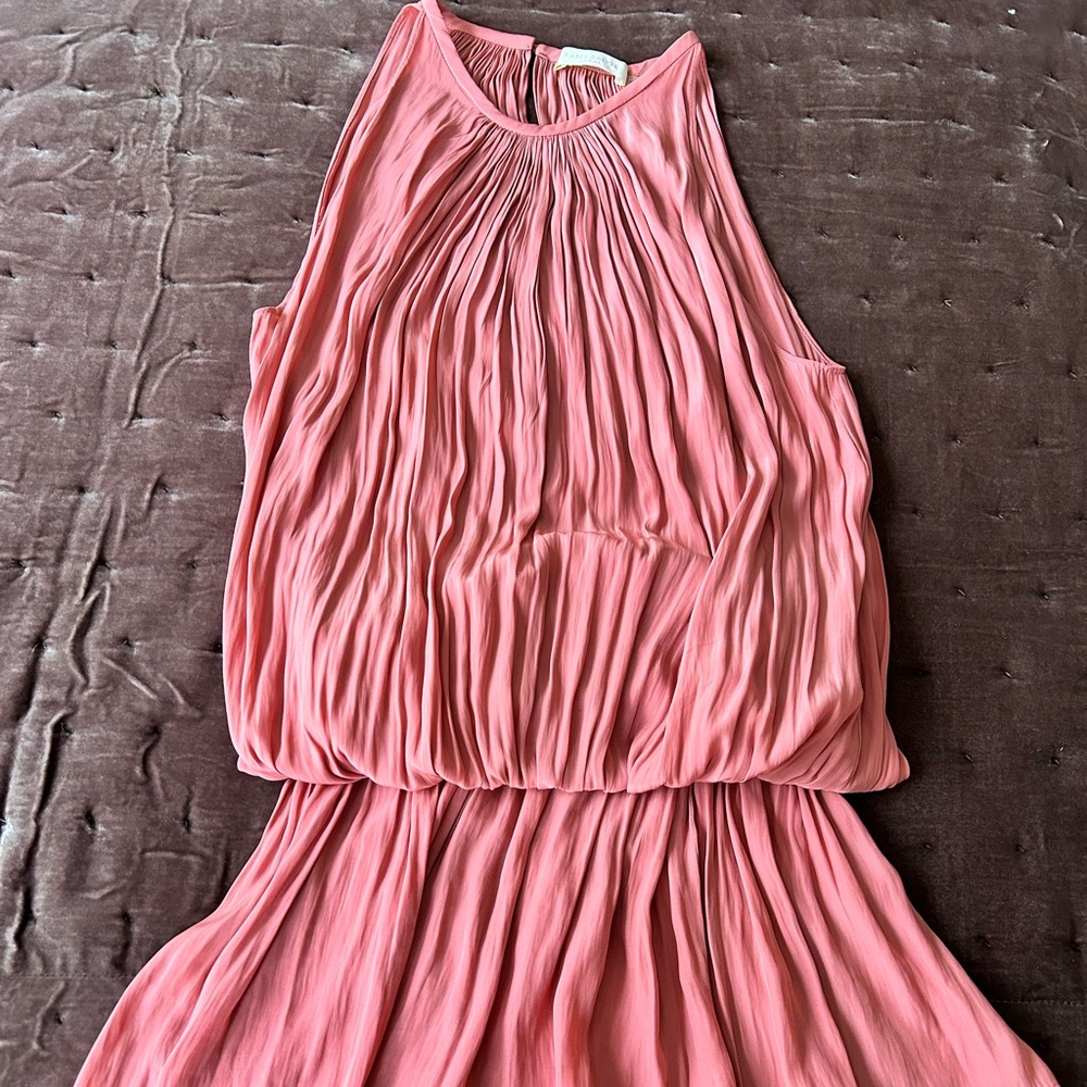 Sleeveless racer top mini gathered tunic